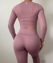 Load image into Gallery viewer, BLUSH RIBBED LONG SLEEVE
