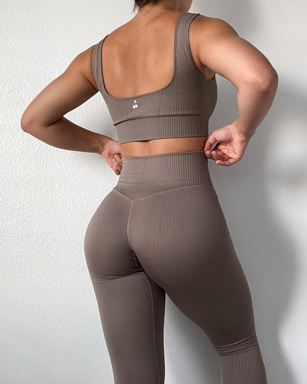 TAUPE RIBBED LEGGINGS – Pretty Please